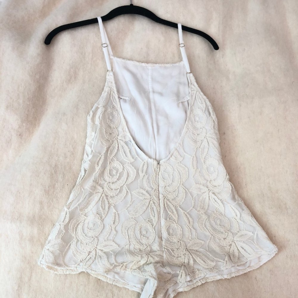 Beach Riot Romper - Picture 4 of 5